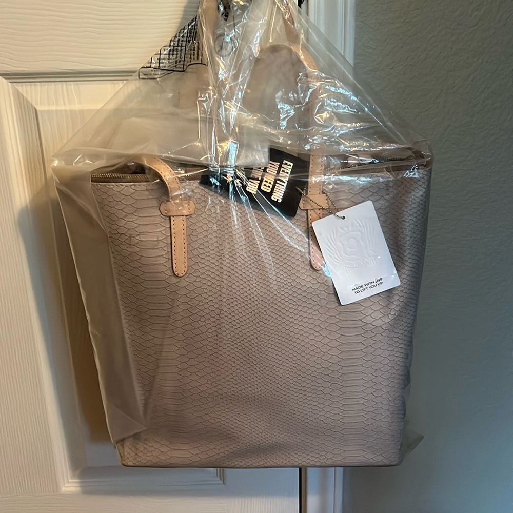 Consuela Market Tote Playa Thunderbird NWT